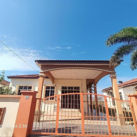 Kembara Homestay Άλορ Σταρ Εξωτερικό φωτογραφία
