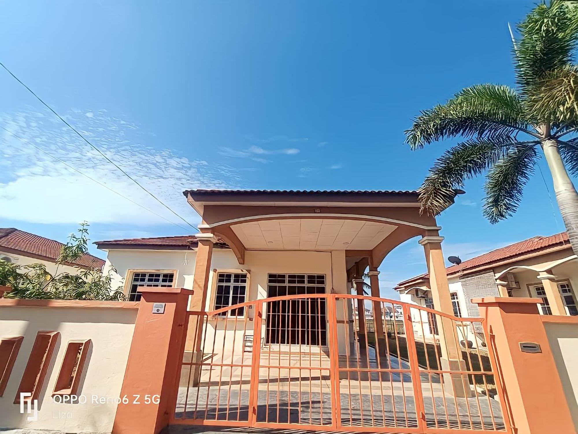Kembara Homestay Άλορ Σταρ Εξωτερικό φωτογραφία